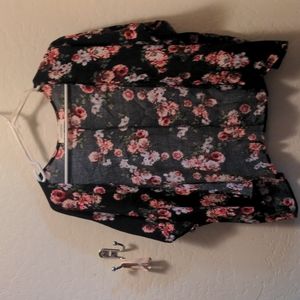 2/$15 * Floral open blouse